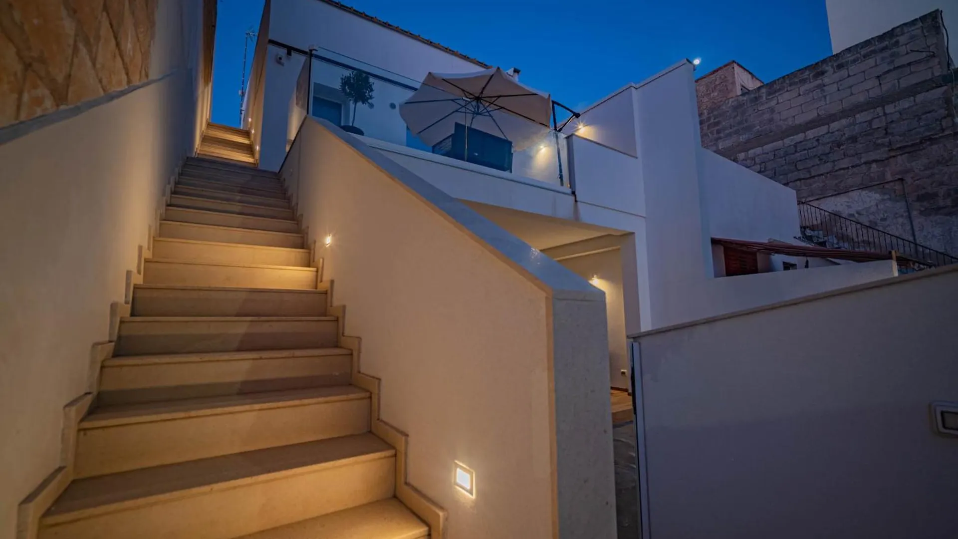 Апартаменты Itaca, Casa Vacanze A Casuzze Марина-ди-Рагуза Италия